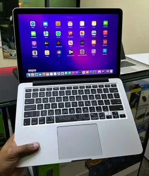 Laptop Apple MacBook Pro 2015 8GB Intel Core i5 SSD 256GB