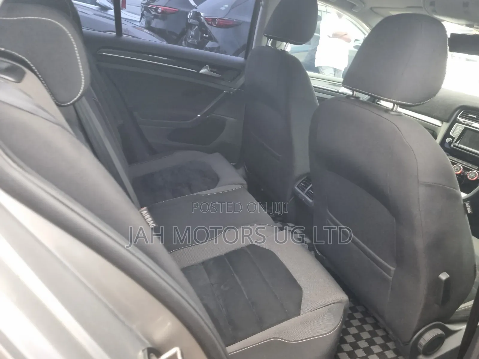 Volkswagen Golf TSI 2-Door FWD 2016 Gray