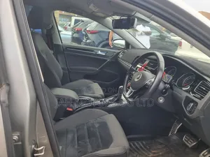 Volkswagen Golf TSI 2-Door FWD 2016 Gray