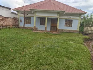 Furnished 3bdrm House in Sonde Estate, Kira for sale