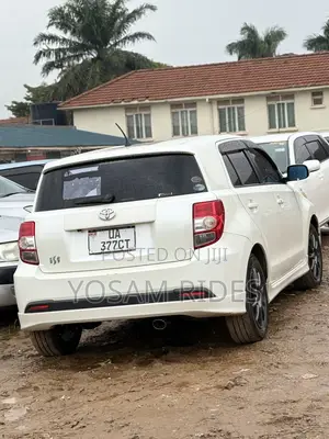Toyota IST 2011 White