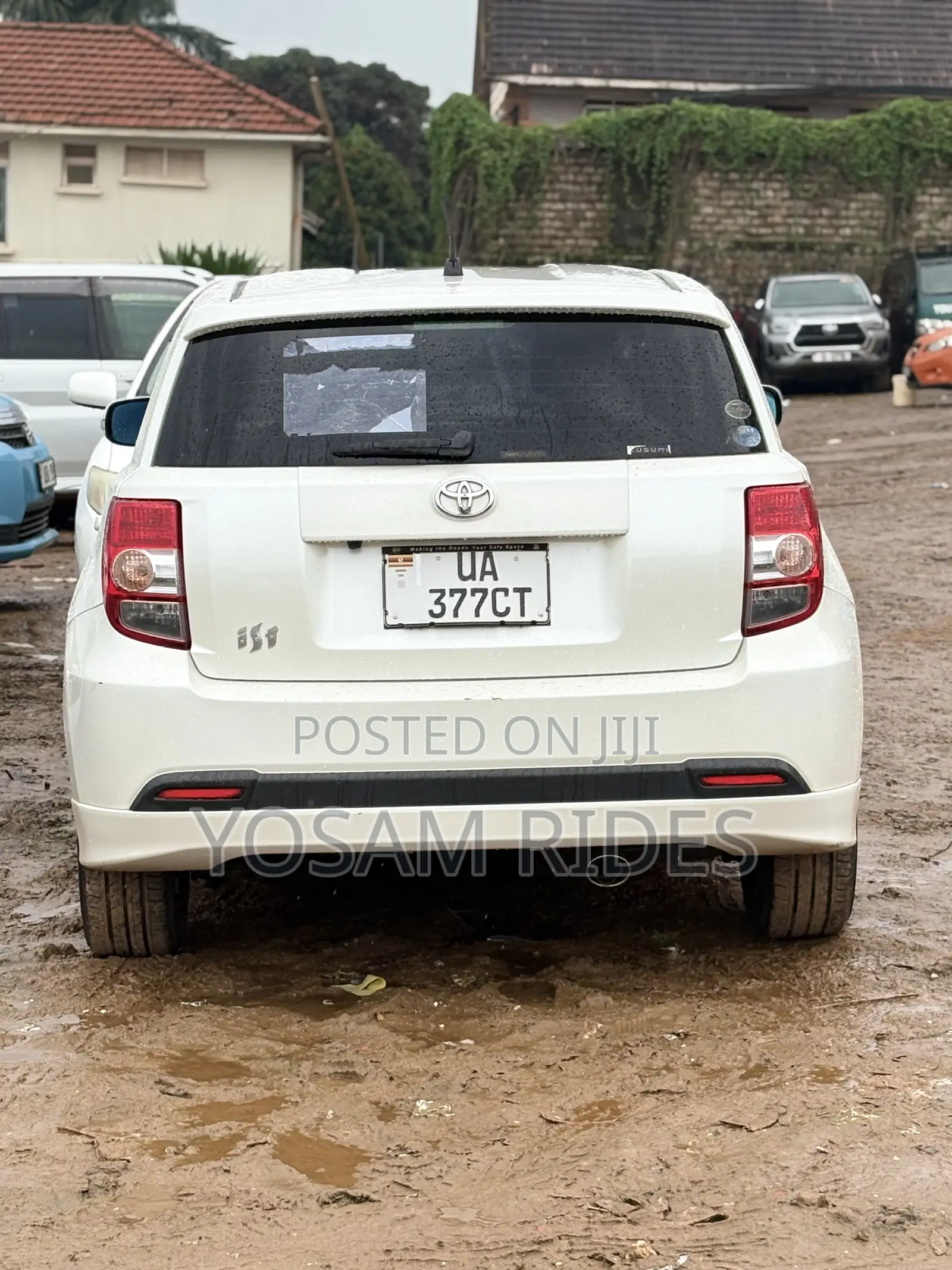 Toyota IST 2011 White
