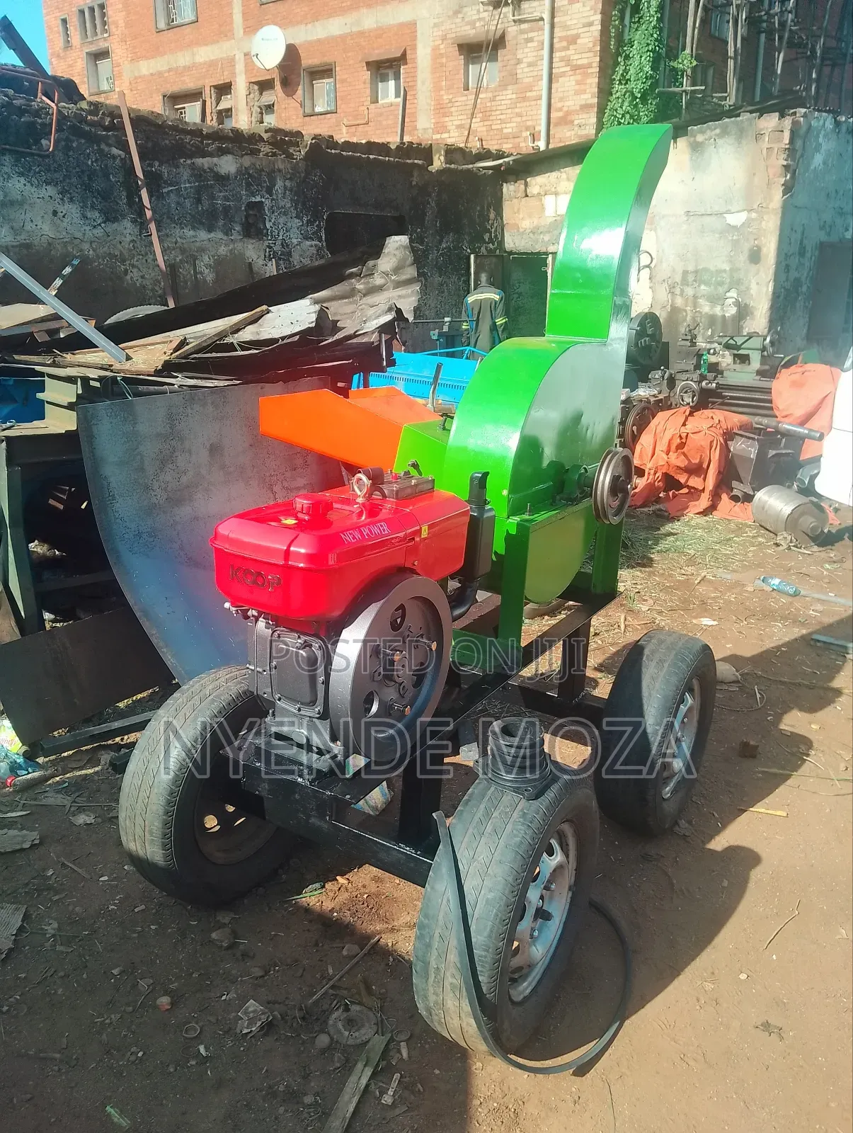 Silage Machine With Wheels