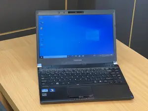 Laptop Toshiba Portege R930 8GB Intel Core i5 HDD 320GB