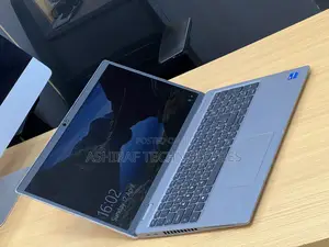 Laptop Dell Latitude 5520 8GB Intel Core i5 SSD 256GB