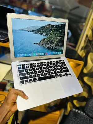 Laptop Apple MacBook Air 8GB Intel Core i5 SSD 128GB