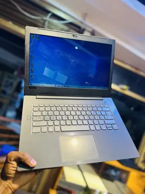 Laptop Lenovo IdeaPad U530 4GB Intel Celeron HDD 500GB