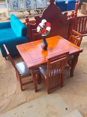 Simple 4 Seater Dining