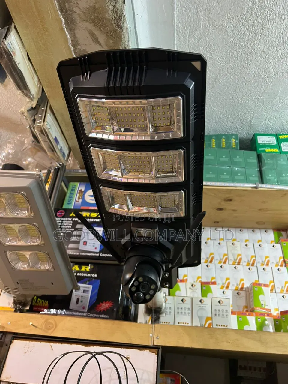 450w Bydwall Solar Street Light With Single Lense Camera