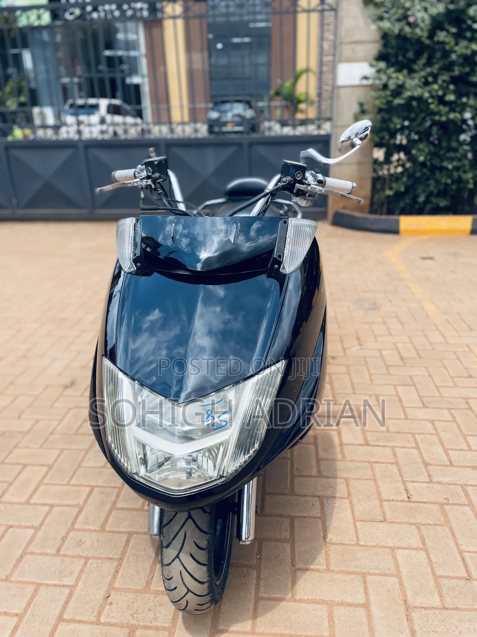 Yamaha 2012 Black