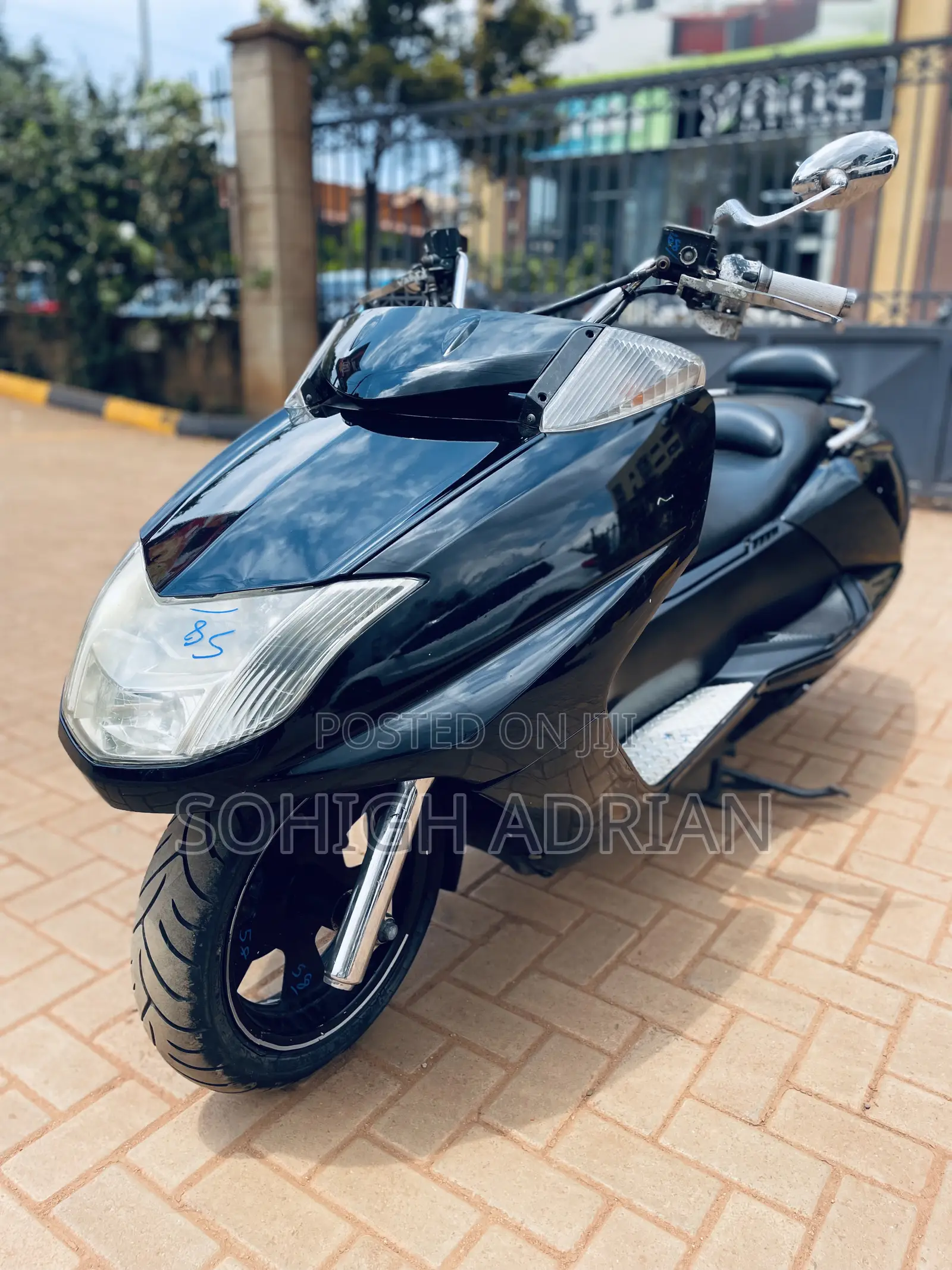 Yamaha 2012 Black