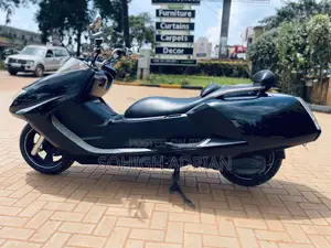 Yamaha 2012 Black
