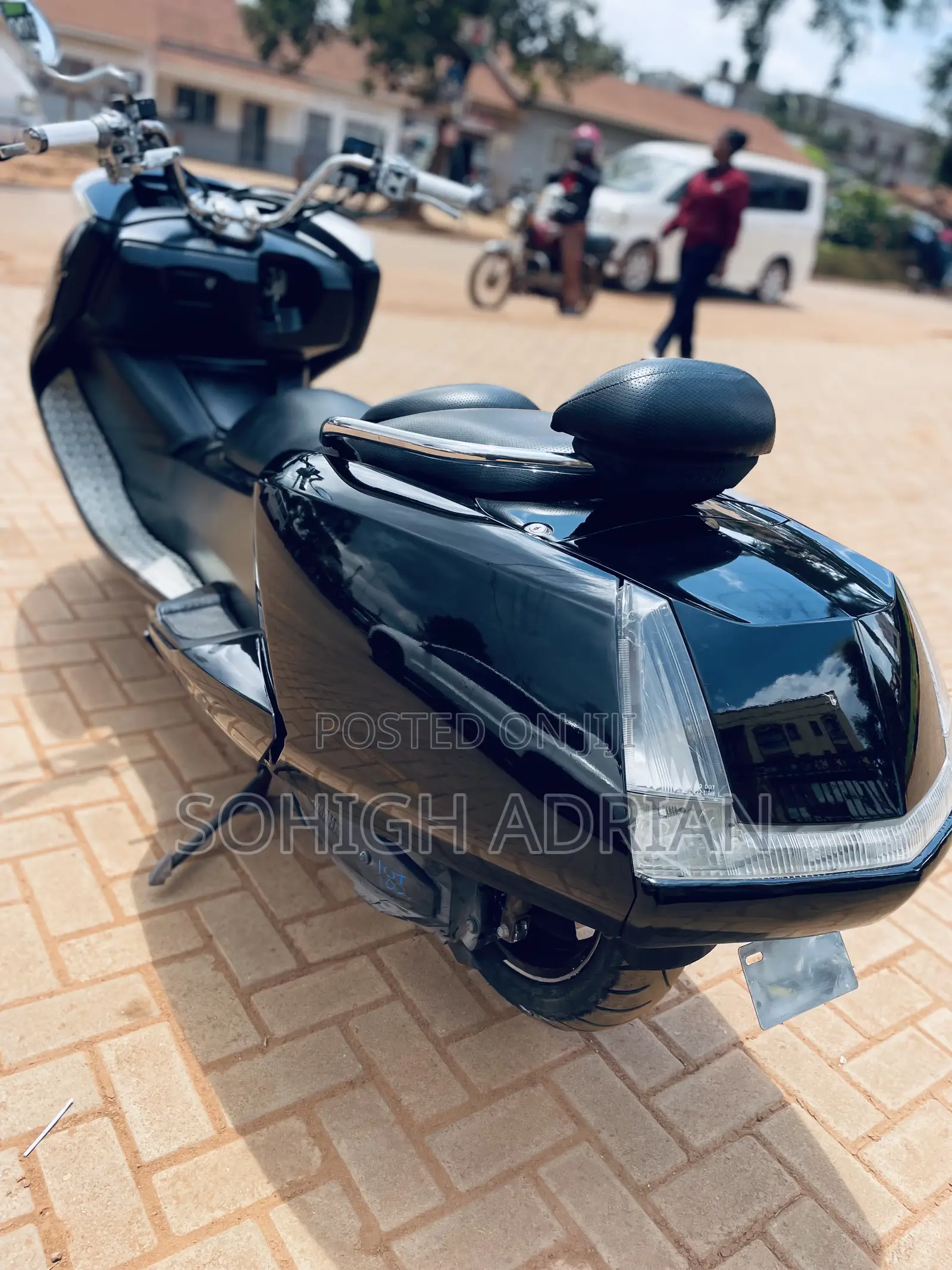 Yamaha 2012 Black