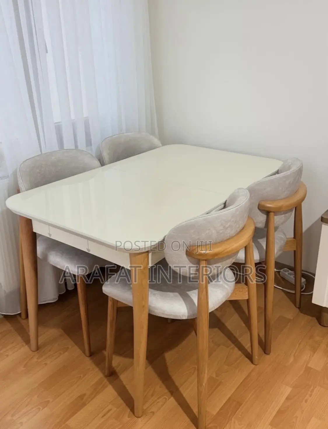 Scandi White Glow 4 - Seater Dinning Set