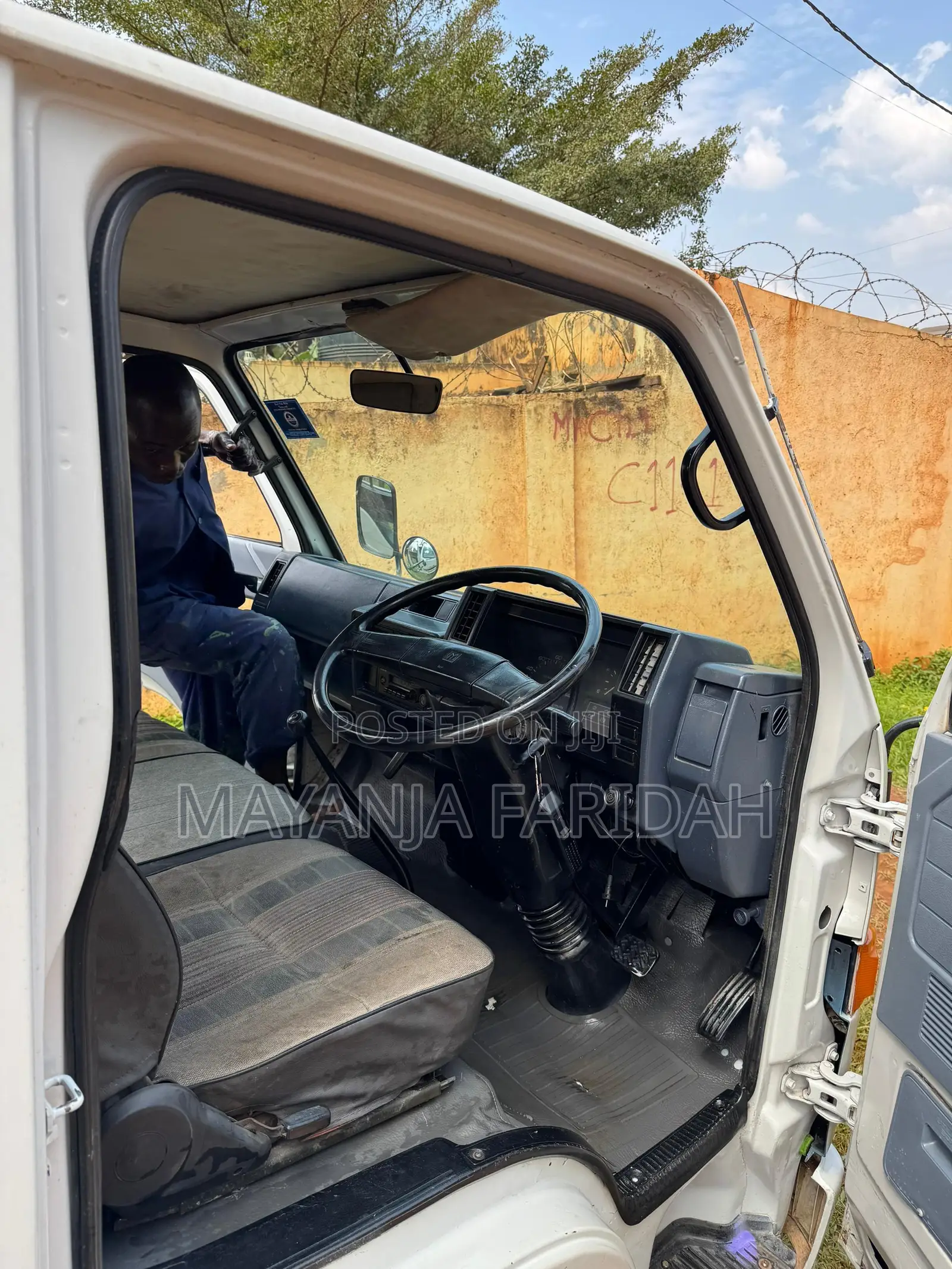 Isuzu Elf Truck