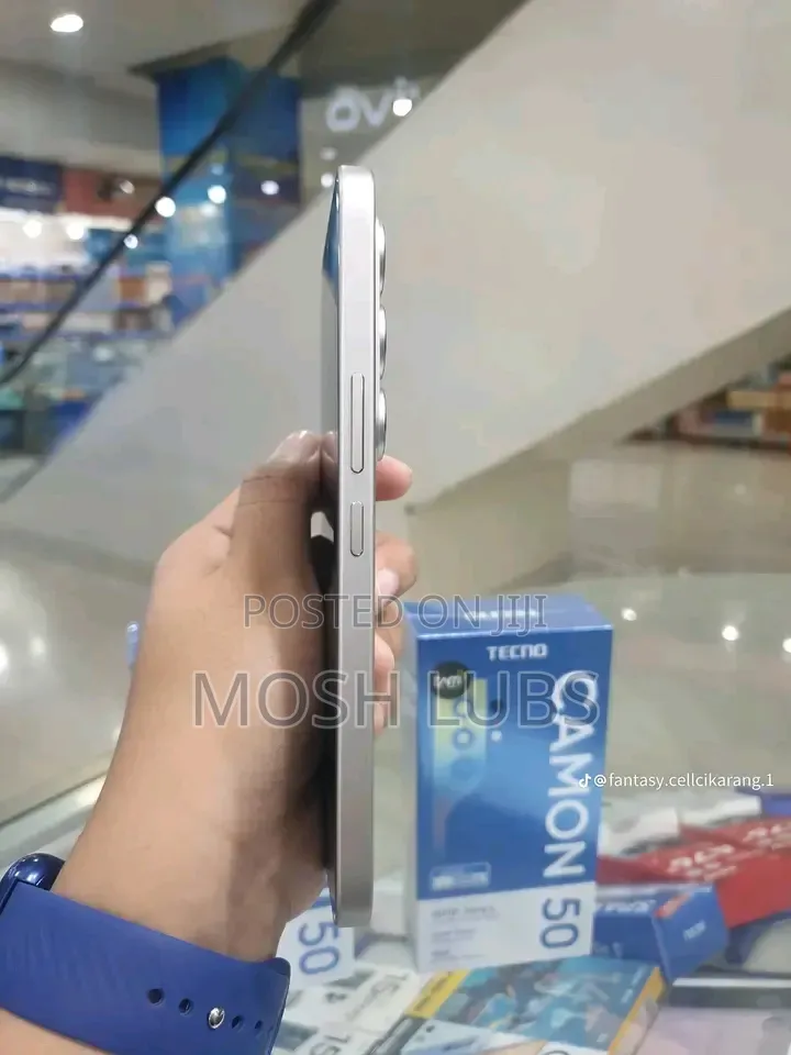 New Tecno Camon 50 256 GB Silver