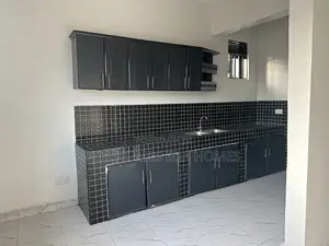 2bdrm House in Makindye for rent