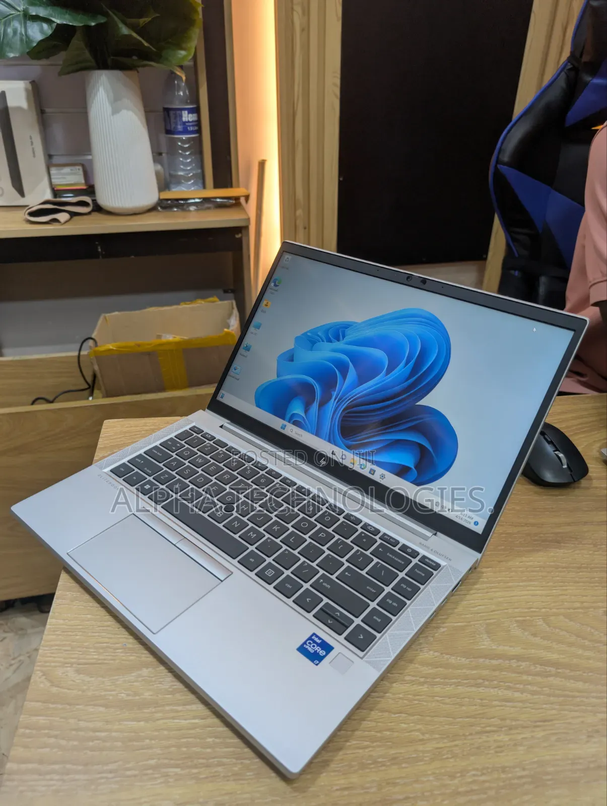Laptop HP EliteBook 830 G8 16GB Intel Core i7 SSD 512GB
