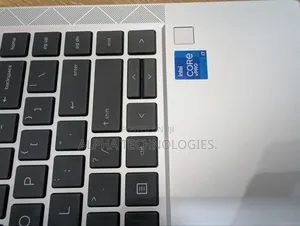 Laptop HP EliteBook 830 G8 16GB Intel Core i7 SSD 512GB