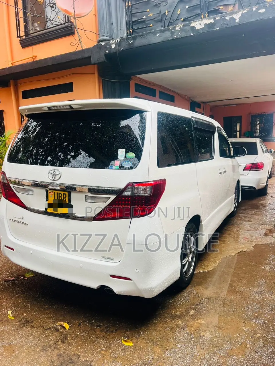 Toyota Alphard 2013 White