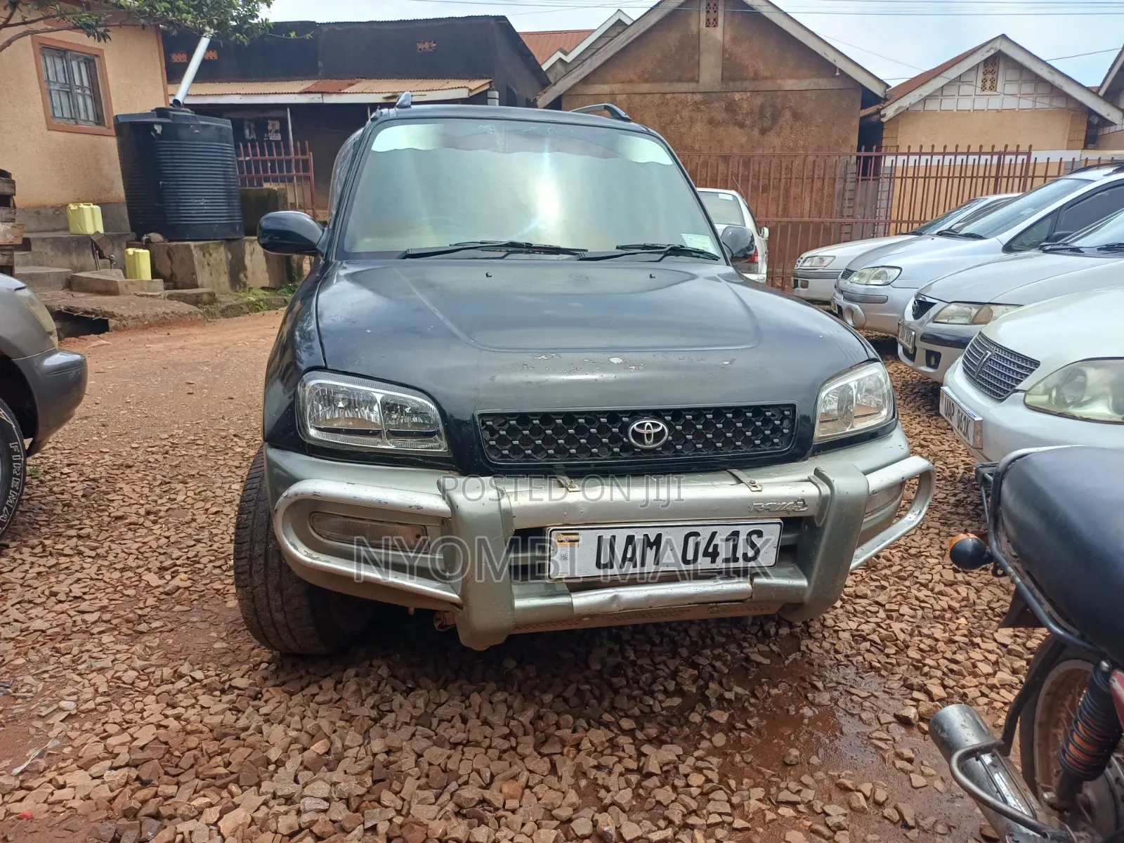 Toyota RAV4 Automatic 2000 Black