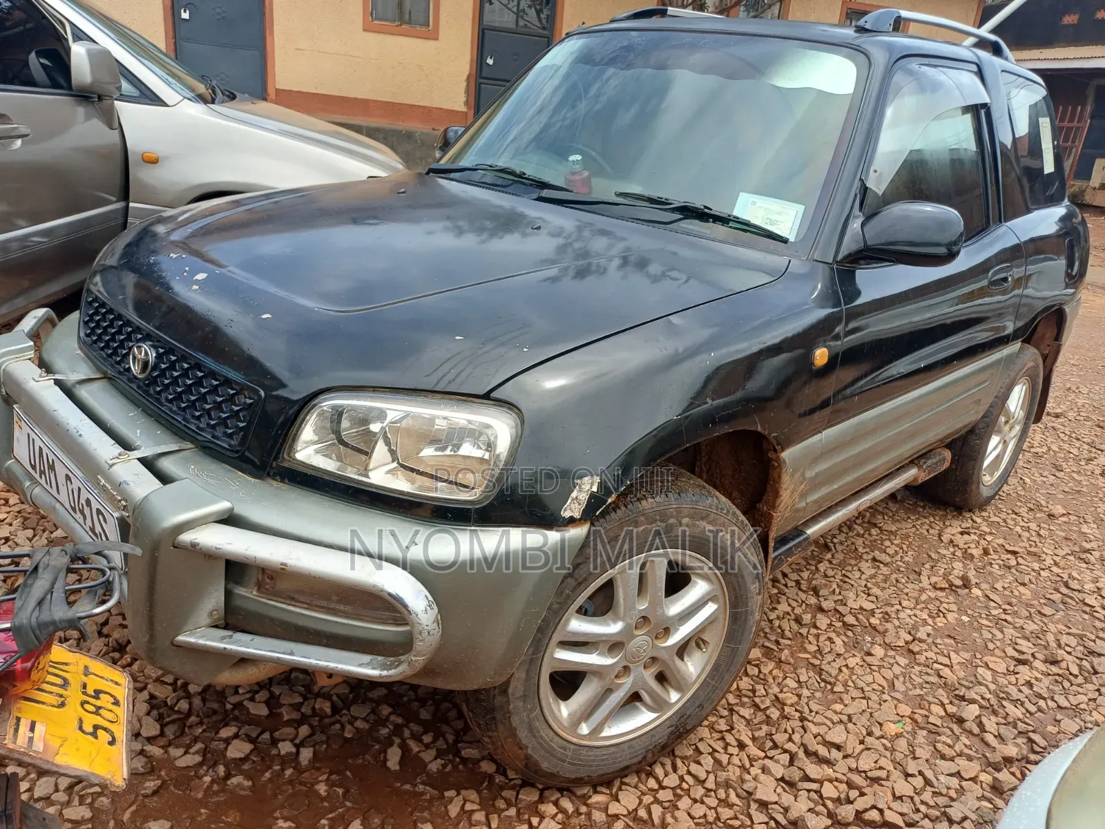 Toyota RAV4 Automatic 2000 Black