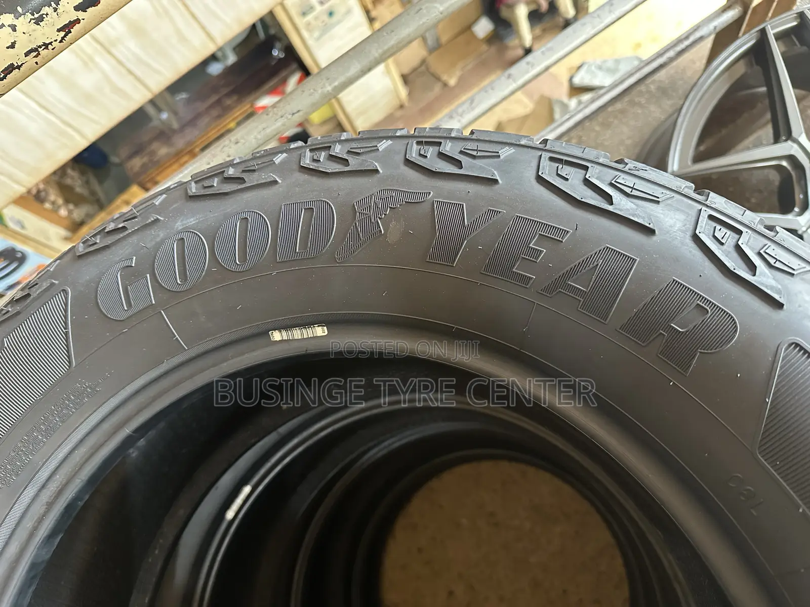 255/65r18 Goodyear Japan Used Tires Good Condition