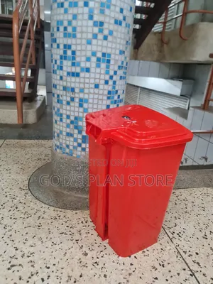 Red 30litres Plastic Step on Dust Bins Plastic Dust Bins