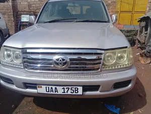 Toyota Land Cruiser Cygnus 4.7 2000 Silver