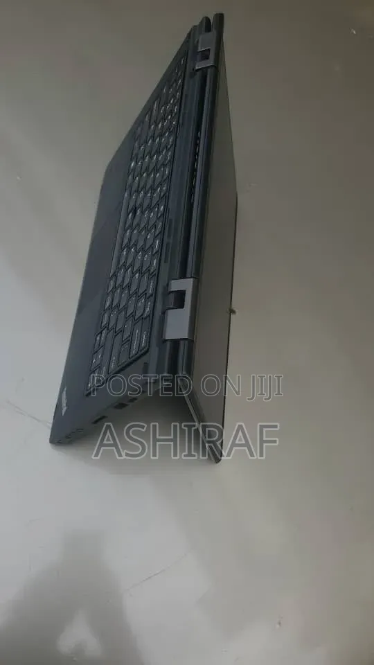Laptop Lenovo Thinkpad X1 Yoga 4GB Intel Core i5 HDD 500GB