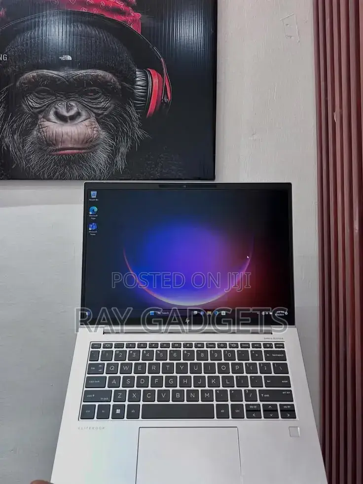 New Laptop HP EliteBook 845 G10 8GB Intel Core i7 SSD 256GB