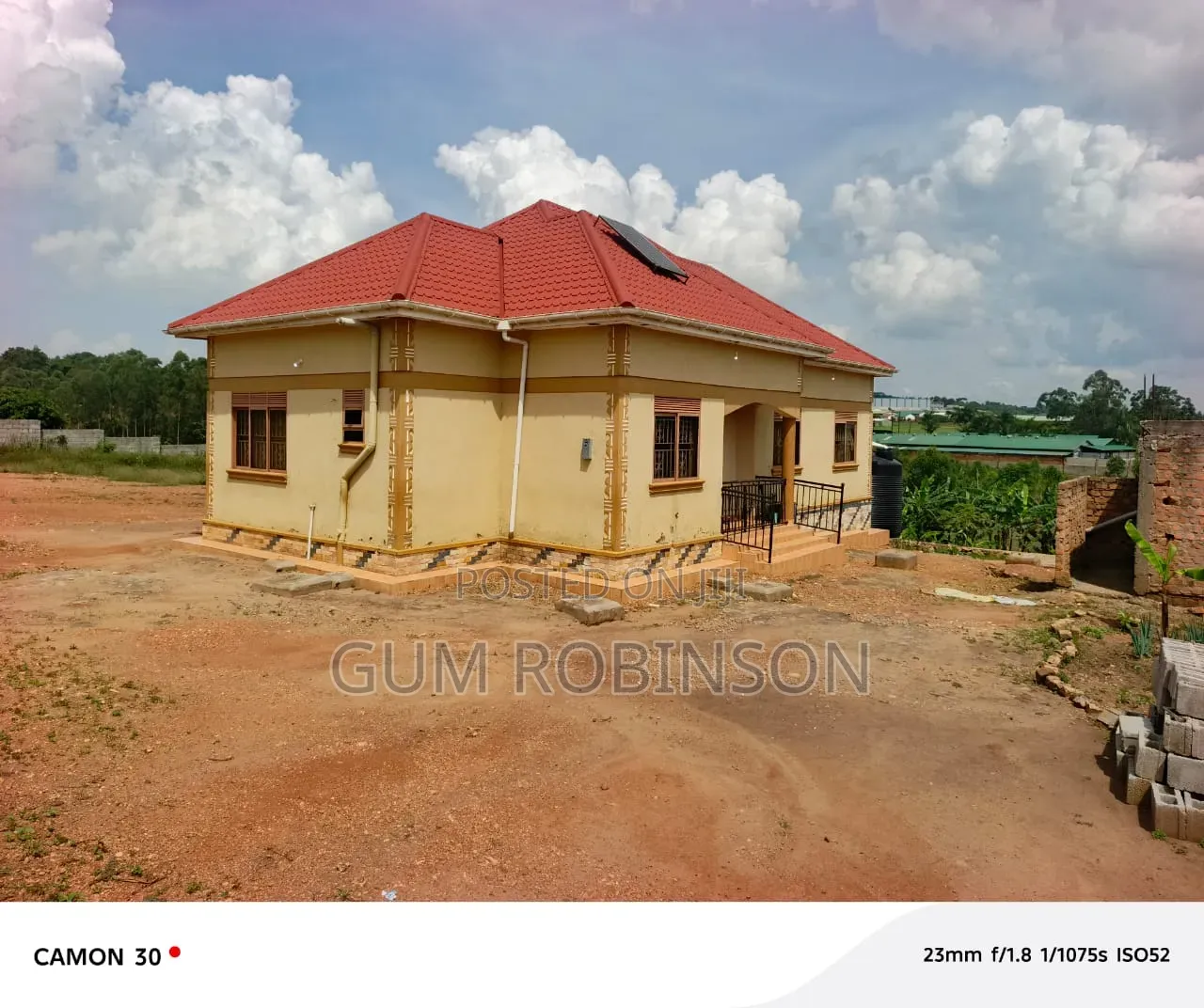 3bdrm Bungalow in Bombo Road, Central Division for sale