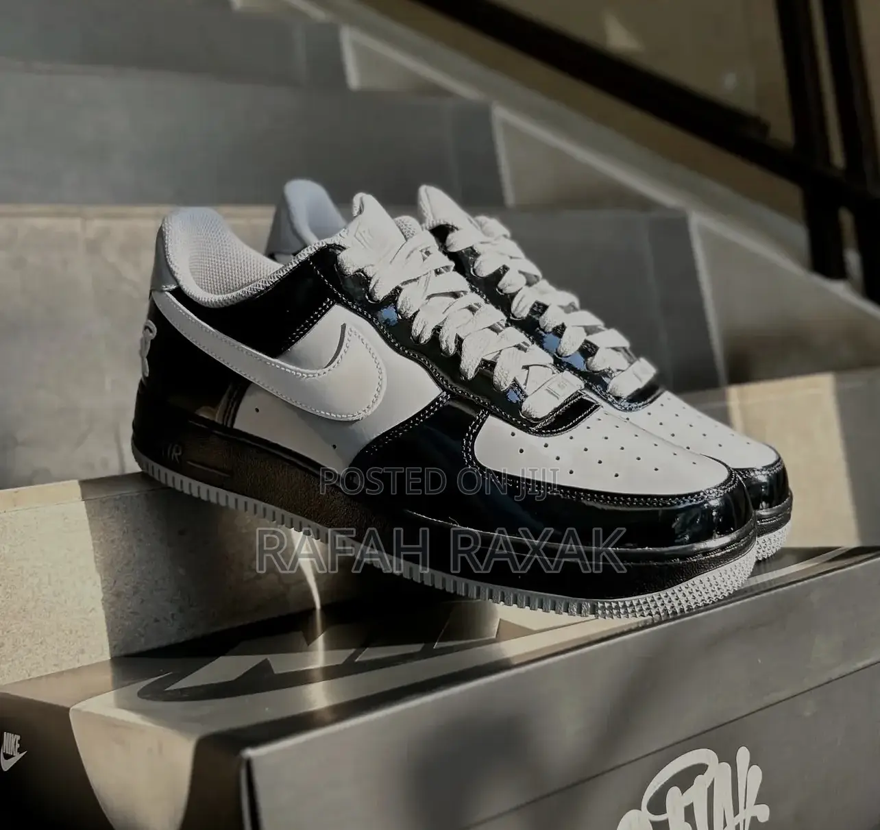 Syna Central Sea X Nike Air Force 1 Low Retro Sneakers