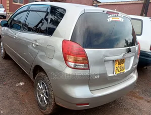 Toyota Corolla Spacio 2006