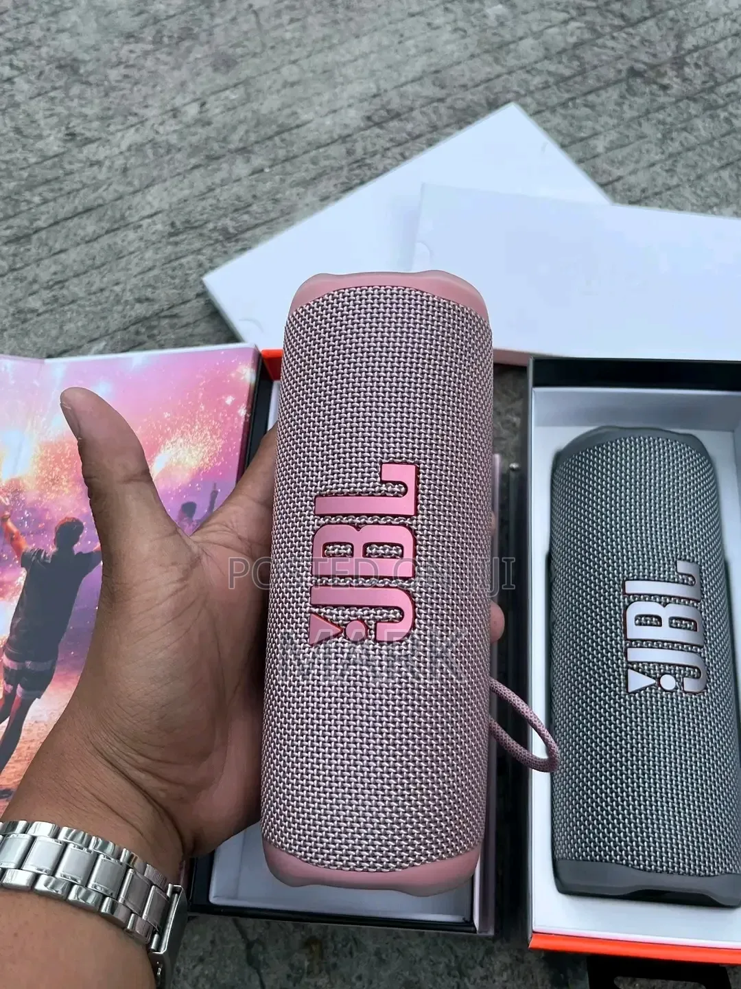 Superb Bass JBL Flip 6