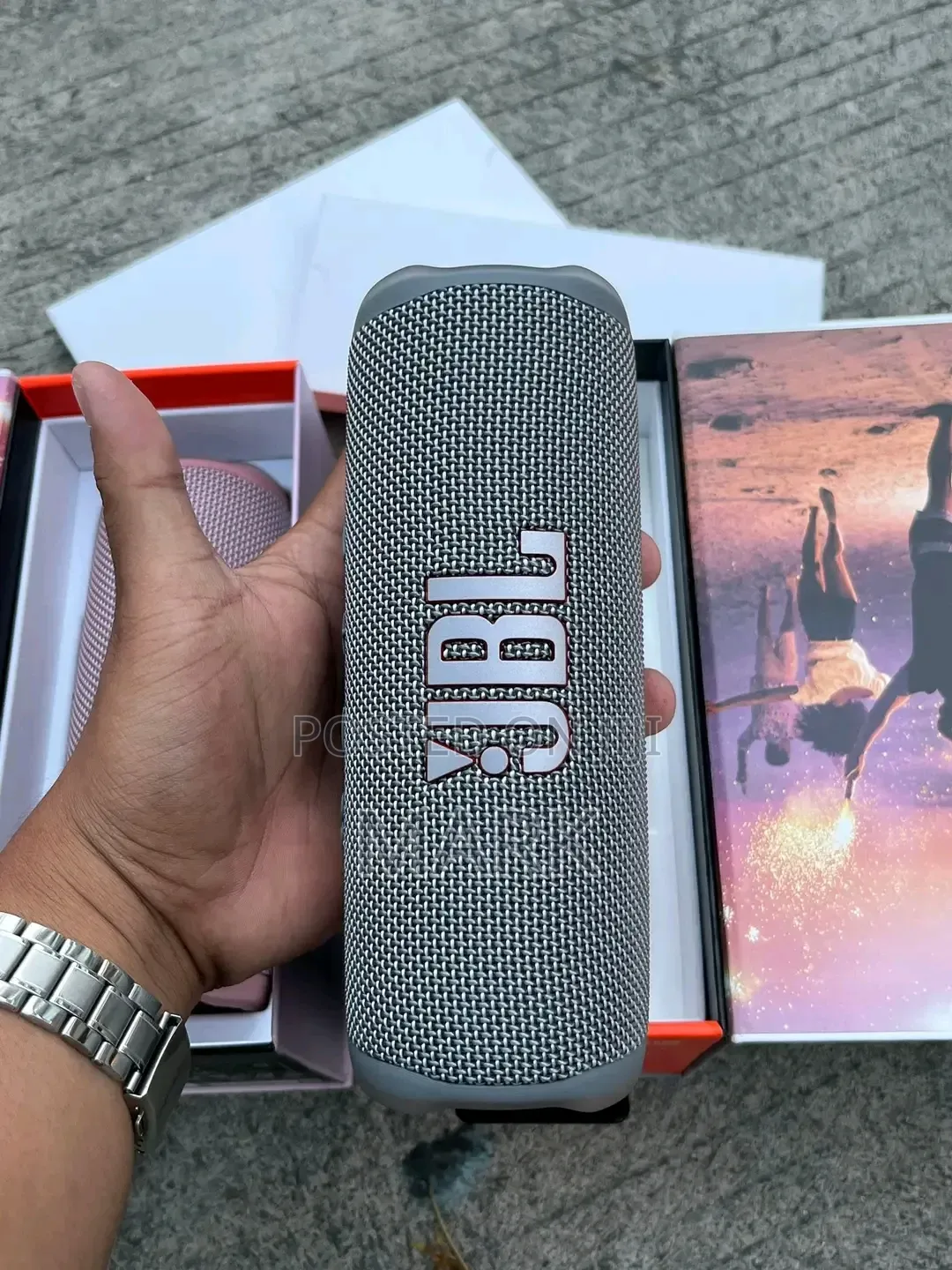 Superb Bass JBL Flip 6