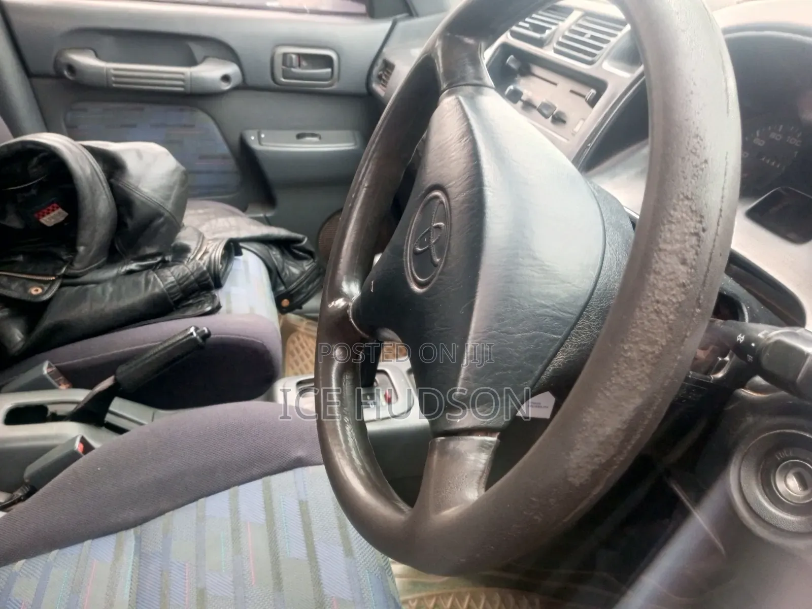 Toyota RAV4 1999 White