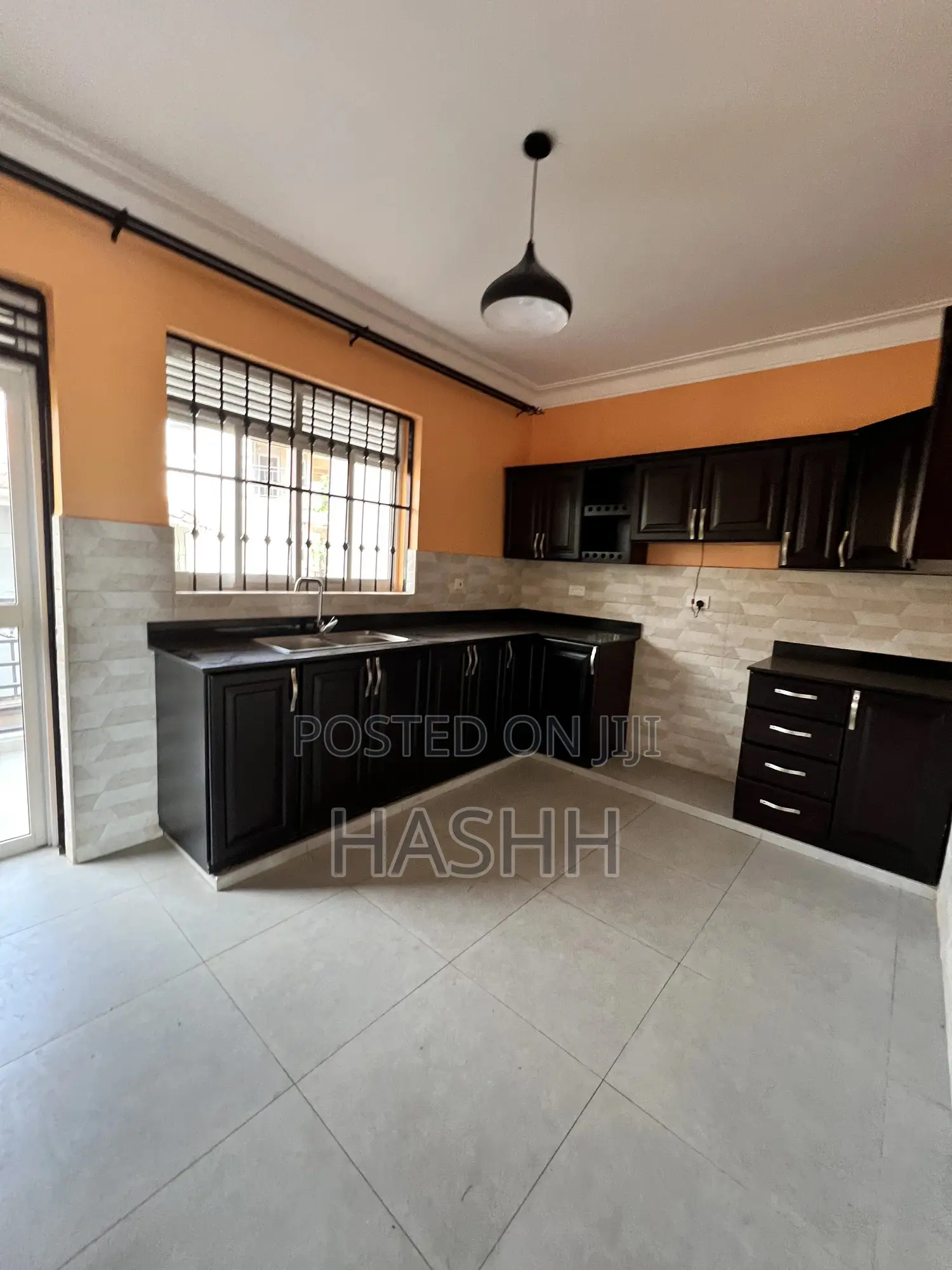 3bdrm Apartment in Lubowa, Central Division for rent