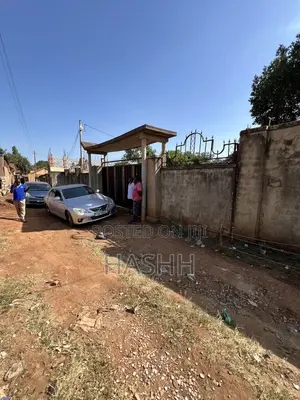 2bdrm House in Buziga, Makindye for sale