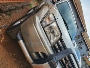 Toyota Land Cruiser Prado 2001 Silver