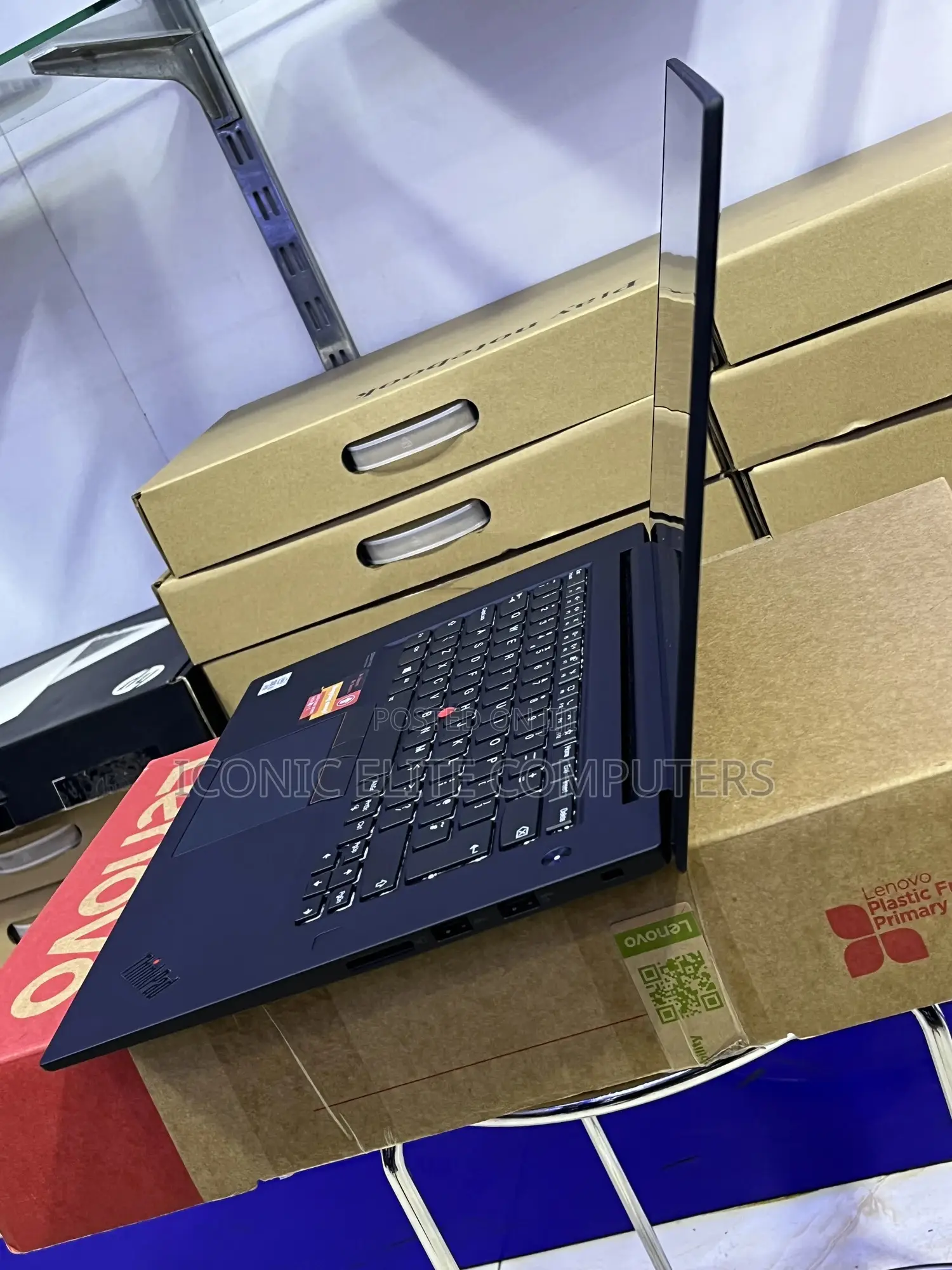 New Laptop Lenovo ThinkPad P1 Gen 3 16GB Intel Core i9 SSD 512GB