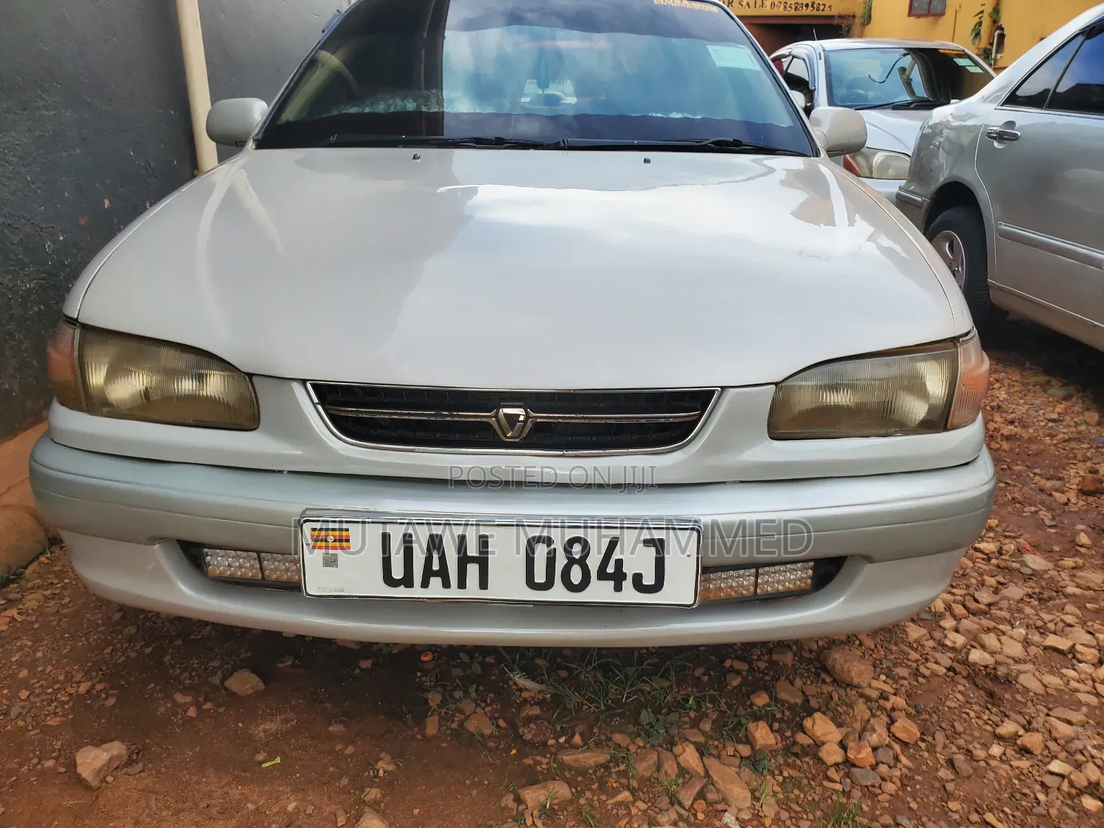 Toyota Corolla 1999 Silver