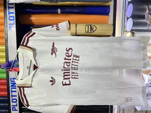 Arsenal White Jersey + Branded Bottle Set