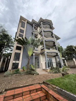 4bdrm Apartment in Hill, Makindye for rent