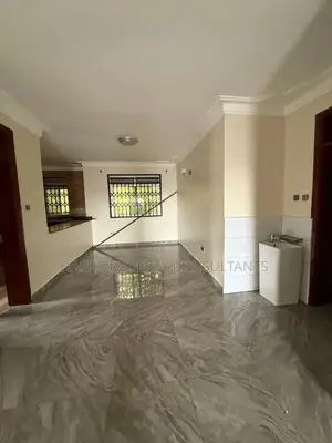 4bdrm Apartment in Hill, Makindye for rent