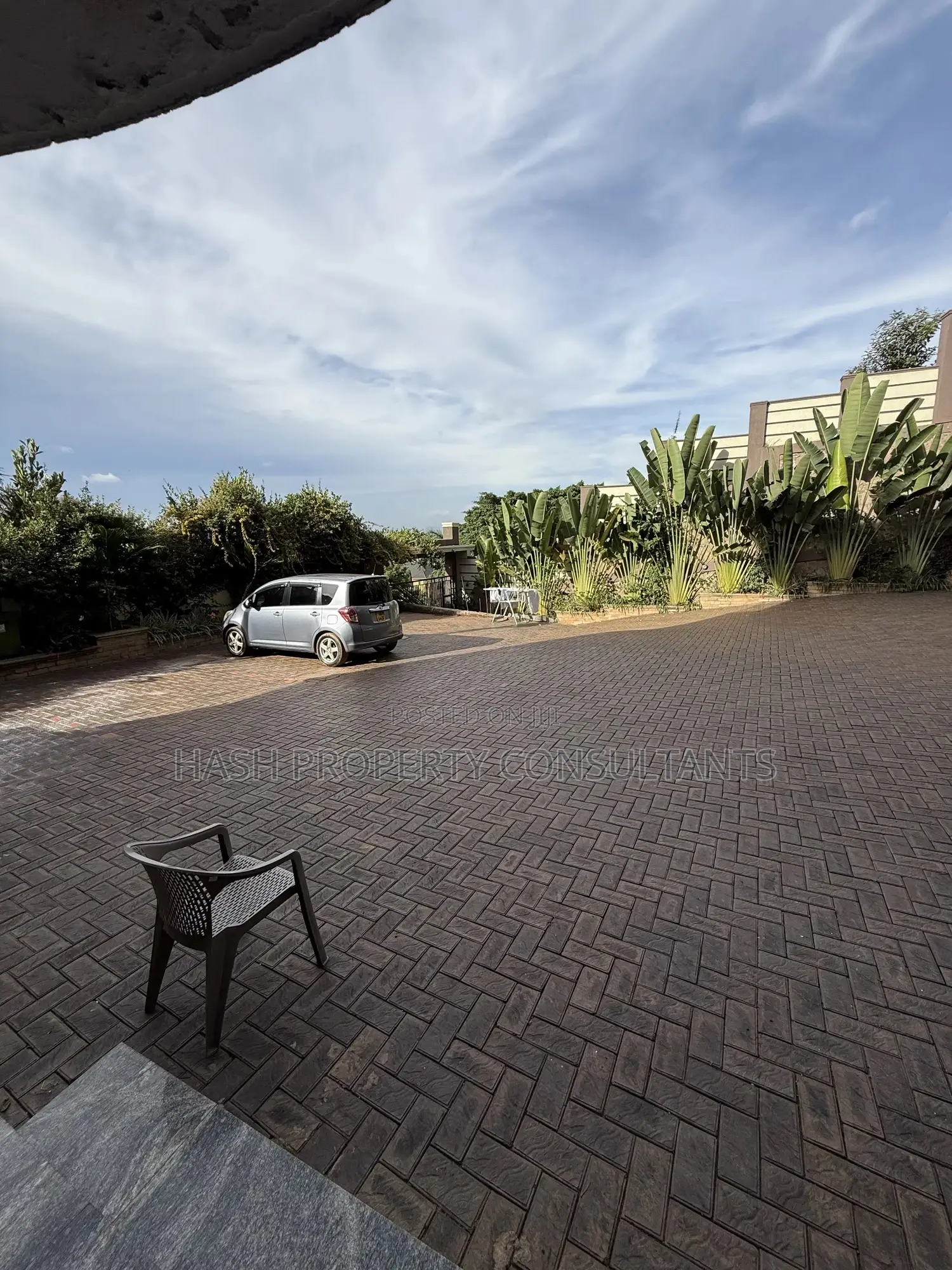 2bdrm Apartment in Hillll, Central Division for rent