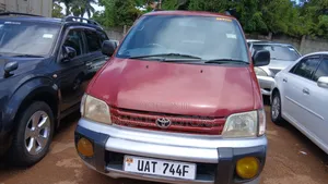 Toyota Noah 2001 Red