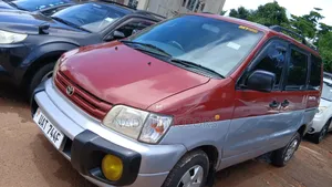 Toyota Noah 2001 Red