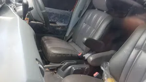 Toyota Noah 2001 Red