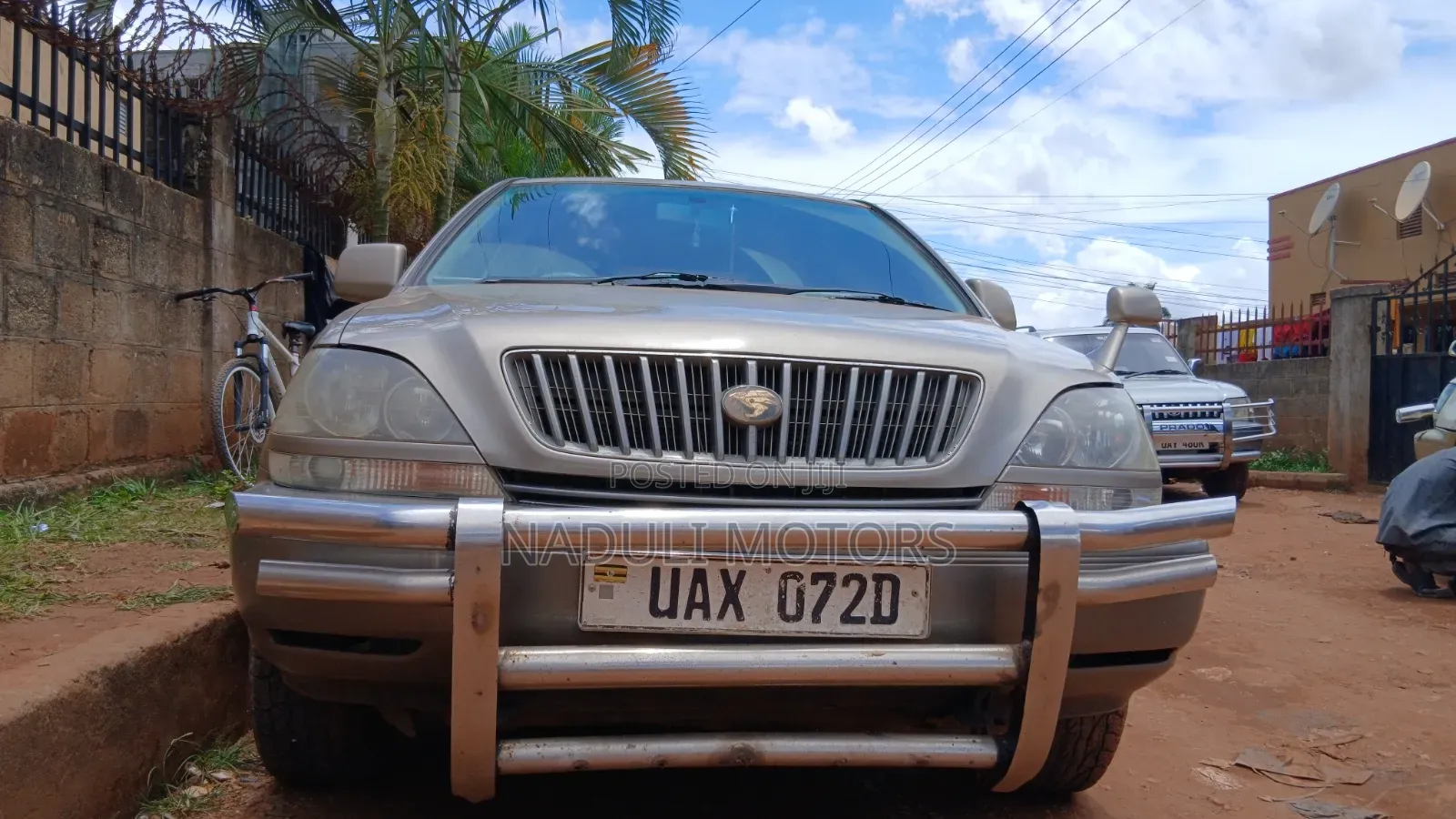 Toyota Harrier 2002 Gold